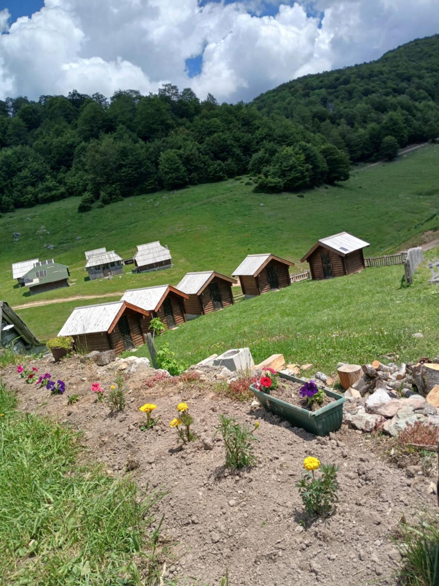Eco Village Goles 콜라신 외부 사진